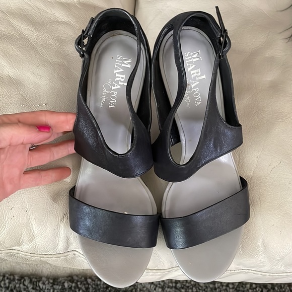 Maria shariapova Cole haan heels - Picture 2 of 11